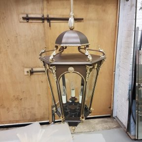 Polished metal hanging lamp